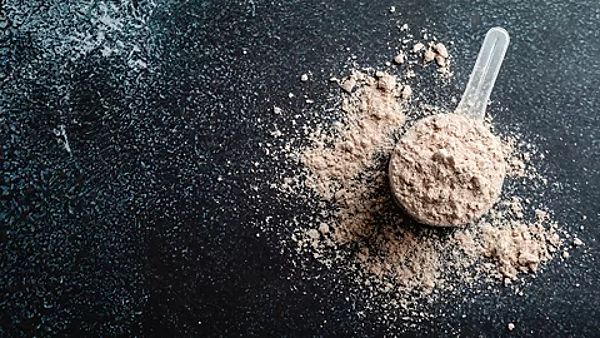 Muscle-building protein powder