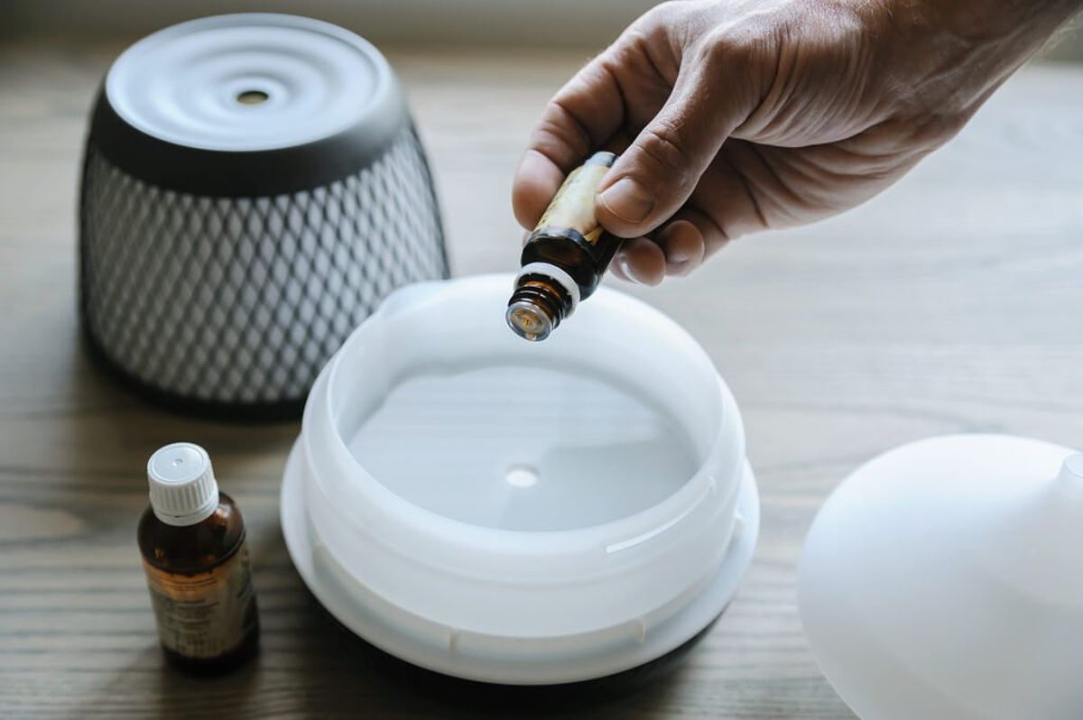 What Does A Diffuser Do? A Guide To Aromatherapy And Its Benefits For Your Health